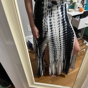 Double slit long skirt